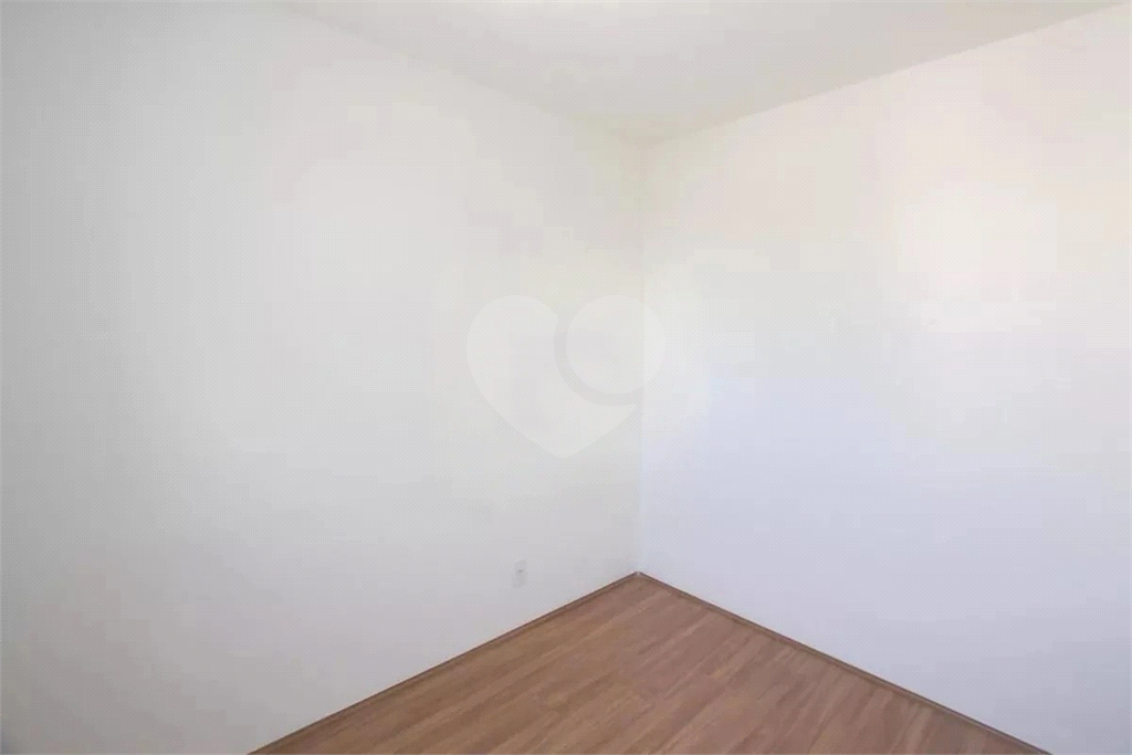 Apartamento à venda com 2 quartos, 36m² - Foto 13
