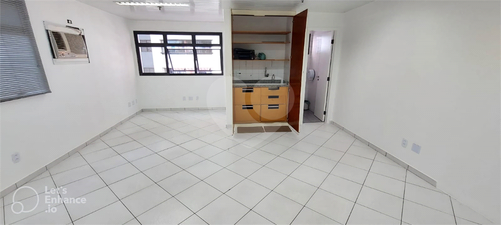 Sala comercial a venda ao lado do metrô Conceição