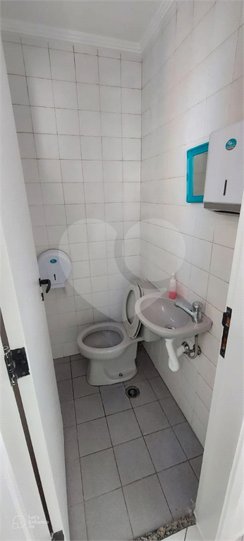 Sala comercial a venda ao lado do metrô Conceição