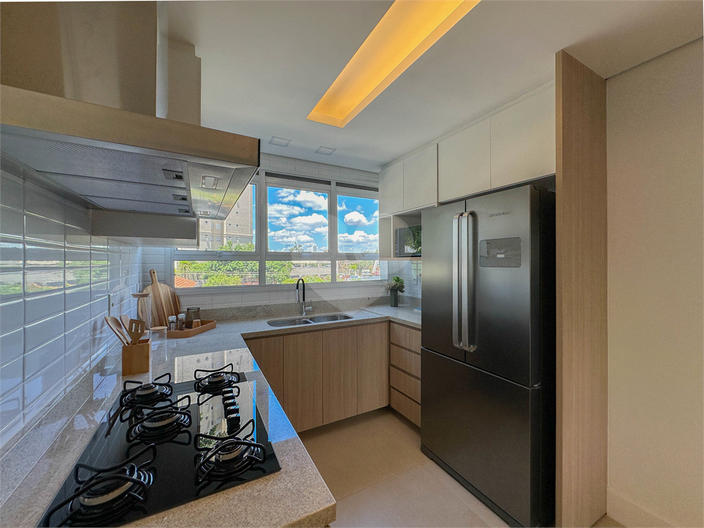 Apartamento de 239m² com 3 Suítes e Vista para o Parque Ceret no Analia Franco
