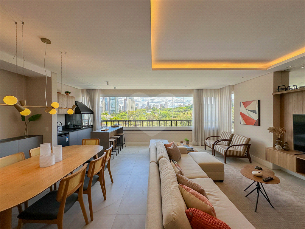 Apartamento de 239m² com 3 Suítes e Vista para o Parque Ceret no Analia Franco
