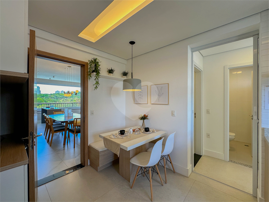 APARTAMENTO em ANÁLIA FRANCO
