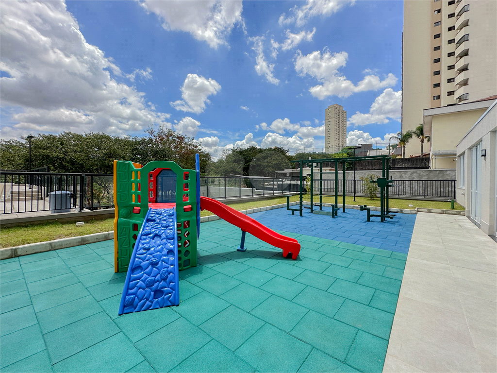 APARTAMENTO em ANÁLIA FRANCO