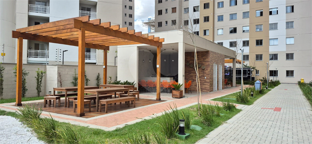 ALUGA-SE APARTAMENTO DE 2 QUARTOS - LAZER COMPLETO - NA BARRA FUNDA