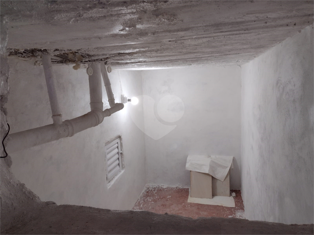 Casa à venda com 2 quartos, 120m² - Foto 52