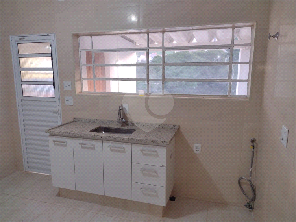 Casa à venda com 2 quartos, 120m² - Foto 12