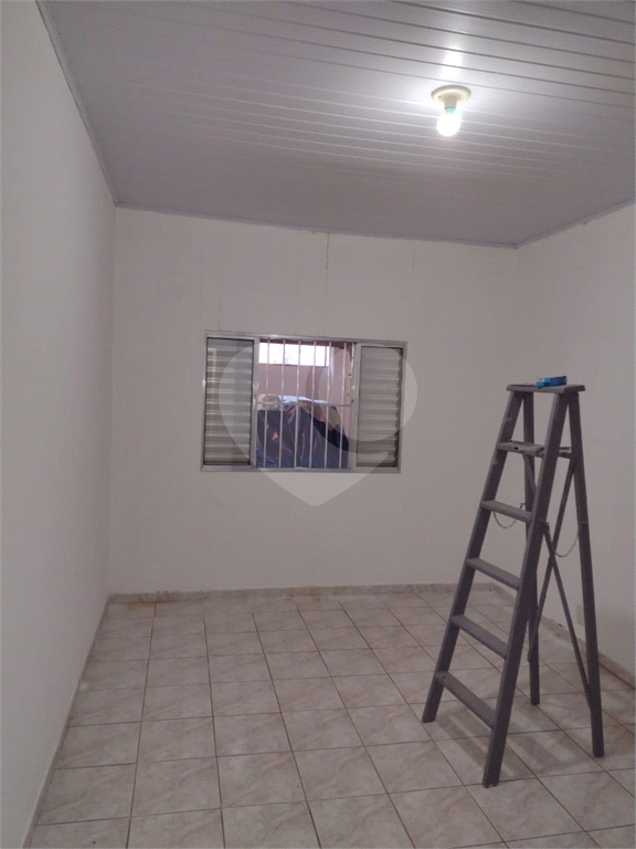 Casa à venda com 2 quartos, 120m² - Foto 9