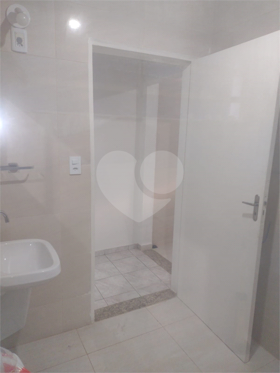 Casa à venda com 2 quartos, 120m² - Foto 19