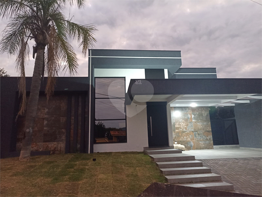 Casa, 3 quartos, 180 m² - Foto 1