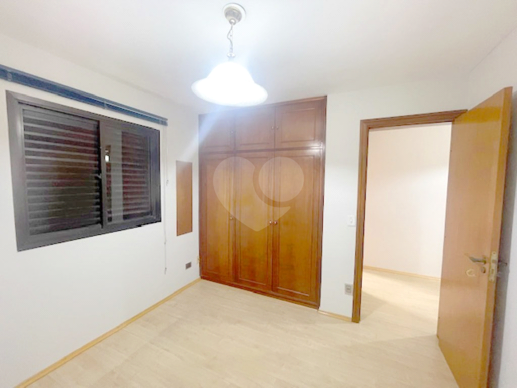 APARTAMENTO em VILA LEOPOLDINA