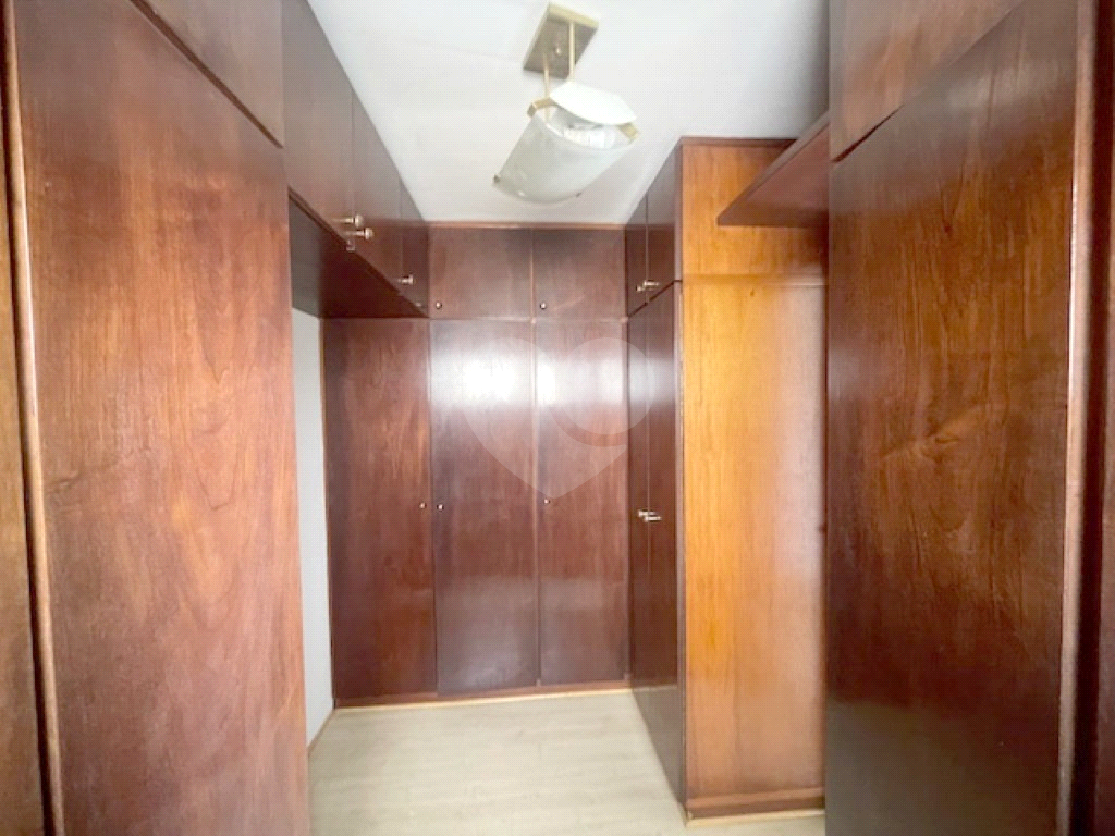 APARTAMENTO em VILA LEOPOLDINA