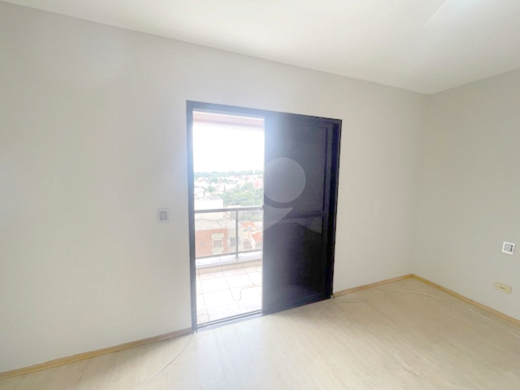APARTAMENTO em VILA LEOPOLDINA