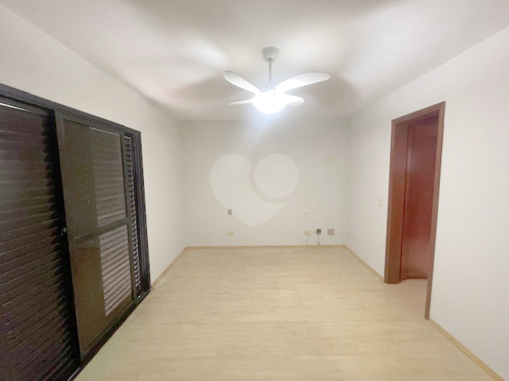 APARTAMENTO em VILA LEOPOLDINA