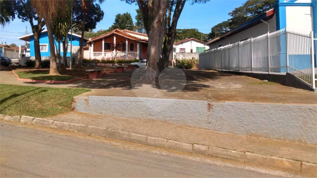 CASA À VENDA | 280 M² | 3 DORMITÓRIOS (1 SUÍTE) | 4 VAGAS NO BOM RETIRO – SÃO JOSÉ DOS CAMPOS!