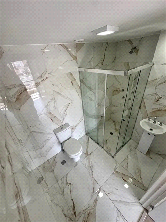 Studio reformado, à menos de 200 metros do Metro Butantã Linha 4-Amarela