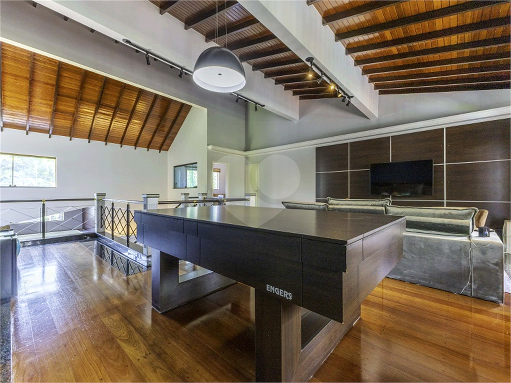 Sobrado com 4 suítes e 9 banheiros 650 m² por R$ 3.100.000 – Pq. Dos Príncipes )com quadra de tênis)