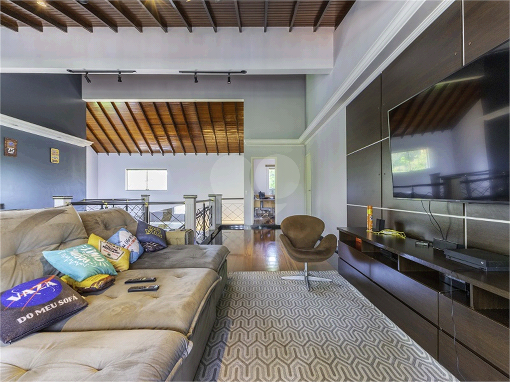 Sobrado com 4 suítes e 9 banheiros 650 m² por R$ 3.100.000 – Pq. Dos Príncipes )com quadra de tênis)