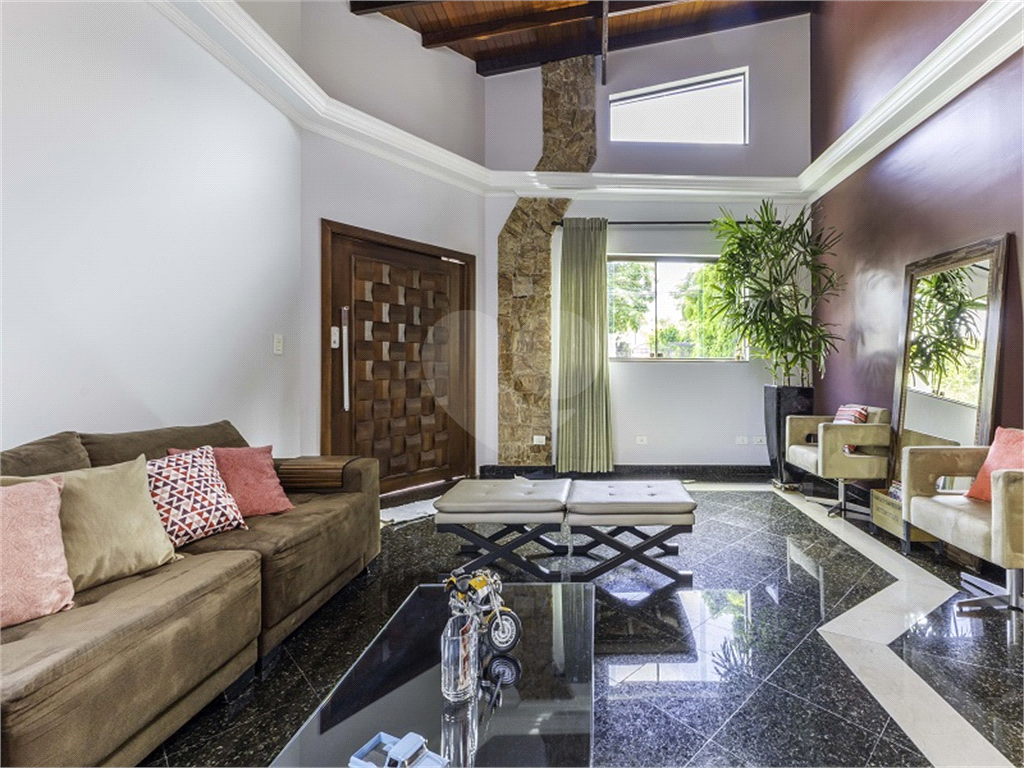 Sobrado com 4 suítes e 9 banheiros 650 m² por R$ 3.100.000 – Pq. Dos Príncipes )com quadra de tênis)