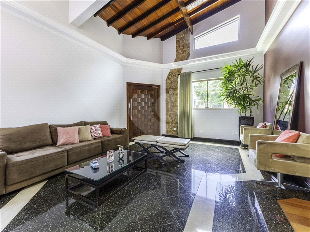 Sobrado com 4 suítes e 9 banheiros 650 m² por R$ 3.100.000 – Pq. Dos Príncipes )com quadra de tênis)