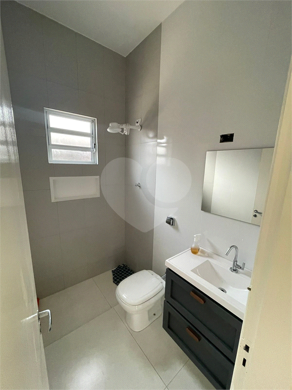 Vende-se Casa Ampla e Versátil no Balneário Flórida, Praia Grande/SP