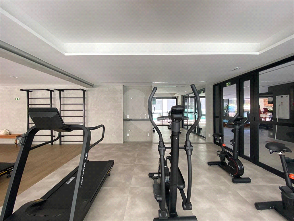 Apartamento à venda em  PINHEIROS com  33 m²