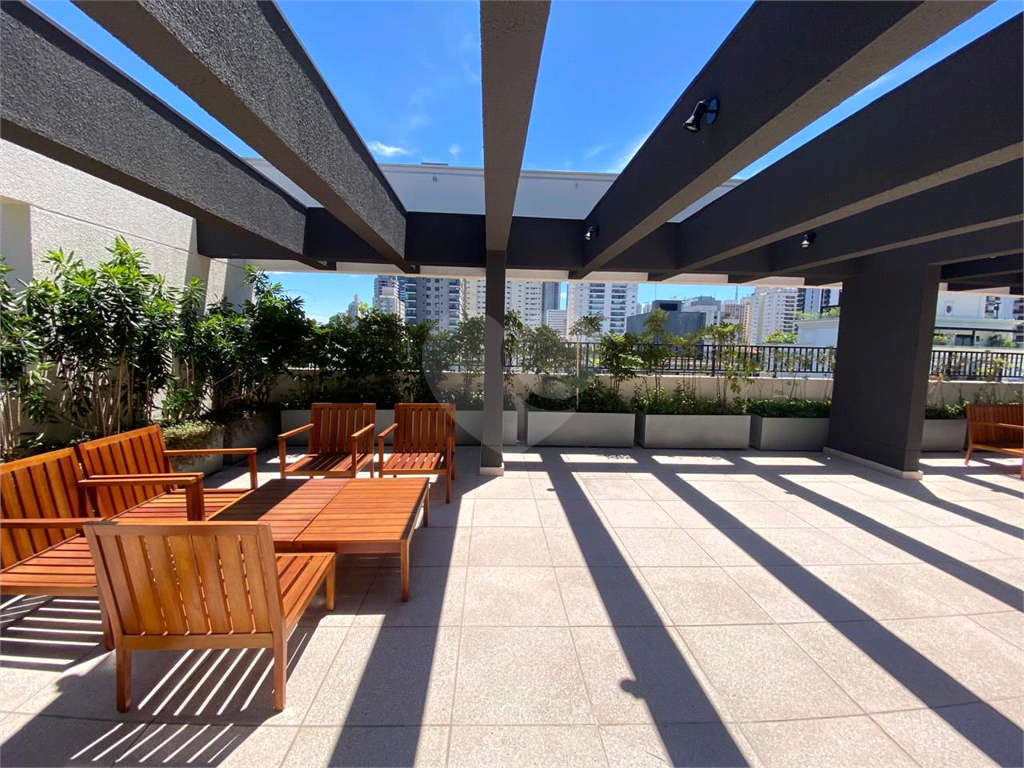Apartamento à venda em  PINHEIROS com  33 m²