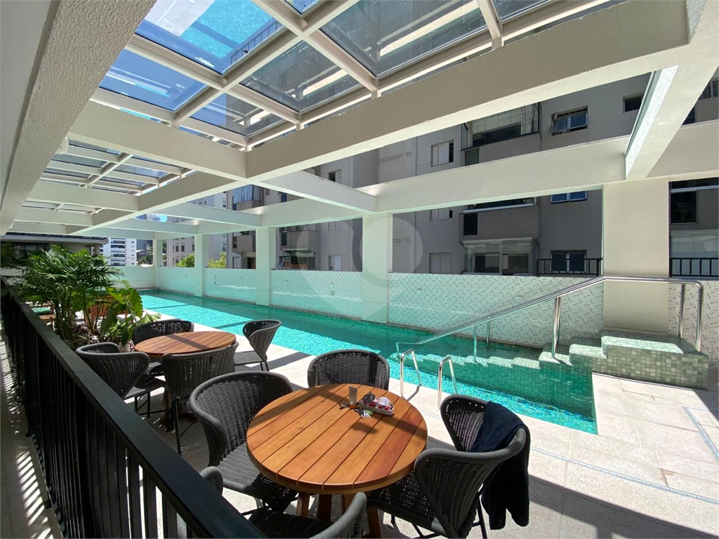 Apartamento à venda em  PINHEIROS com  33 m²