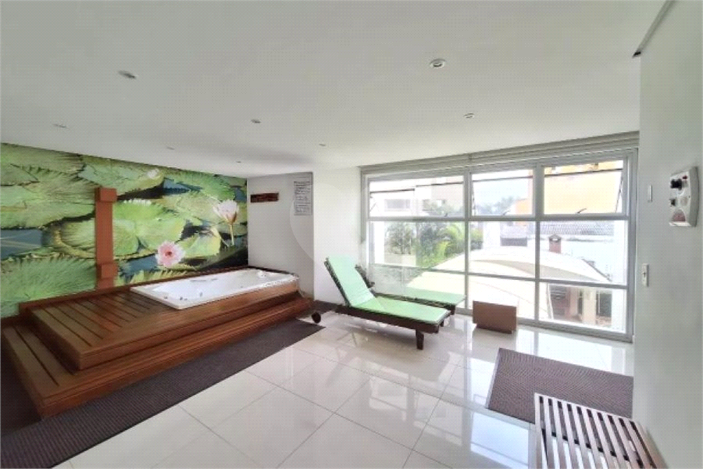 Oportunidade Única na Barra Funda: 2 Domritórios, Vaga de Garagem + Conforto e Lazer