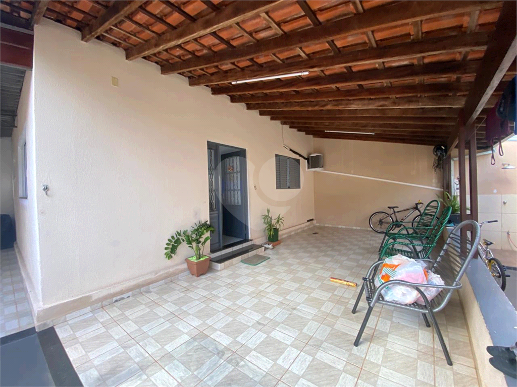 Casa à venda com 2 quartos, 123m² - Foto 3