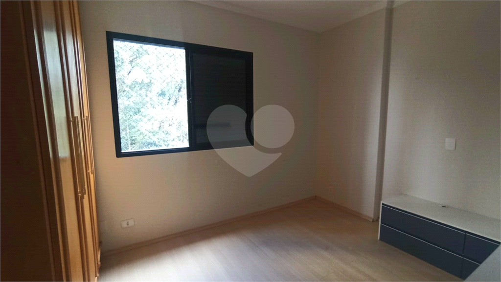 APARTAMENTO em BROOKLIN