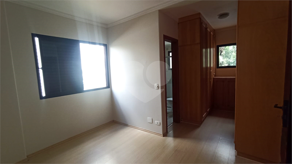 APARTAMENTO em BROOKLIN