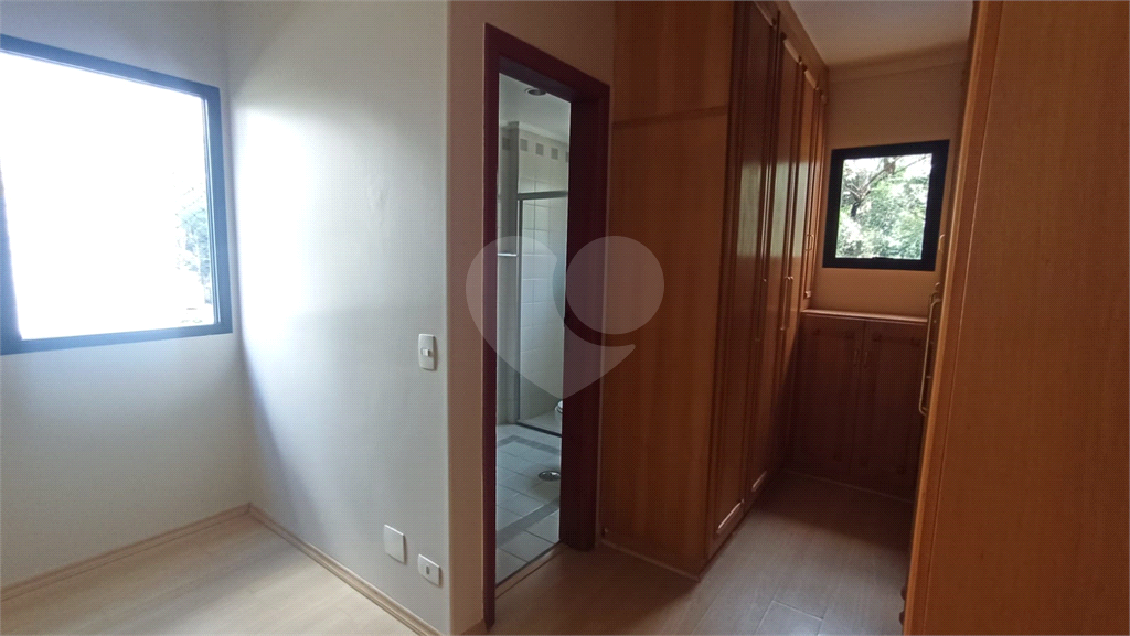 APARTAMENTO em BROOKLIN