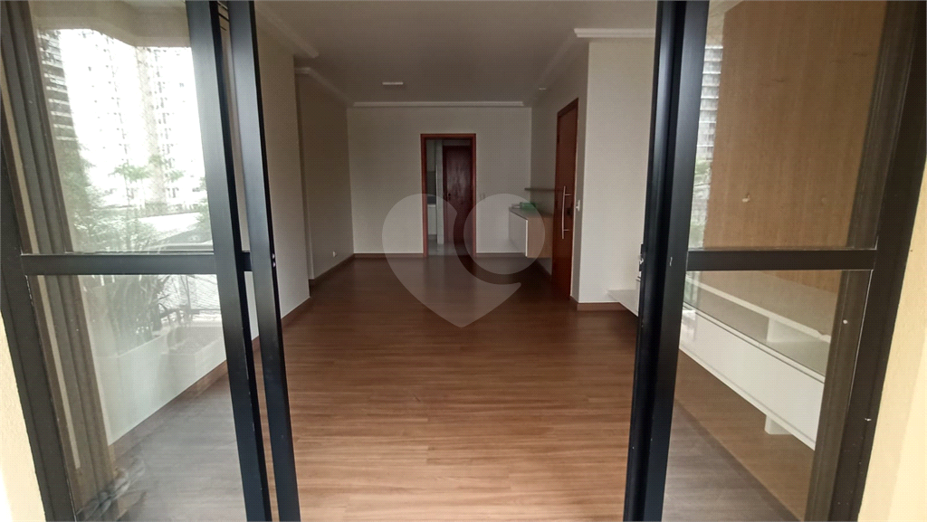 APARTAMENTO em BROOKLIN