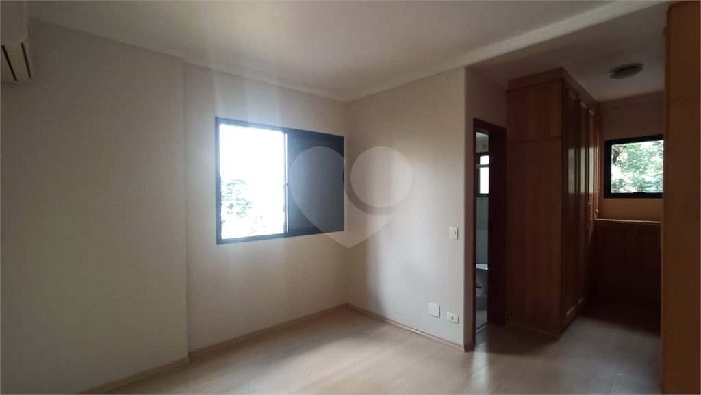 APARTAMENTO em BROOKLIN