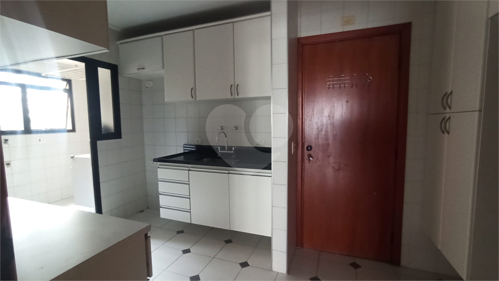 APARTAMENTO em BROOKLIN