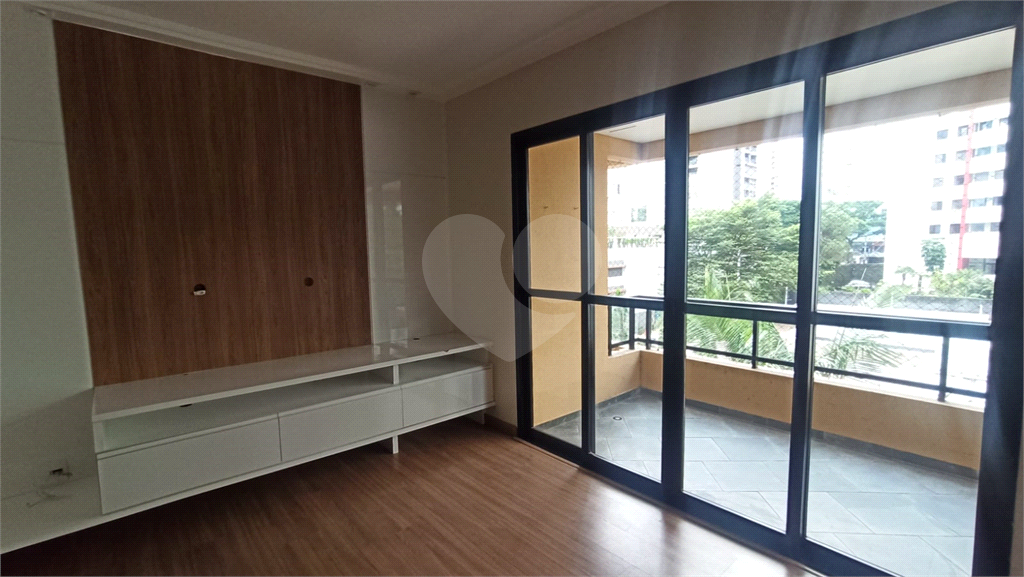 APARTAMENTO em BROOKLIN