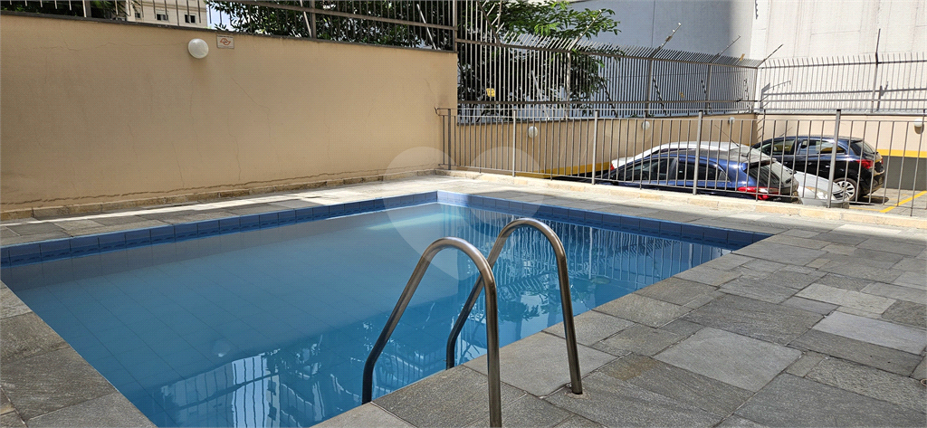 APARTAMENTO em PERDIZES