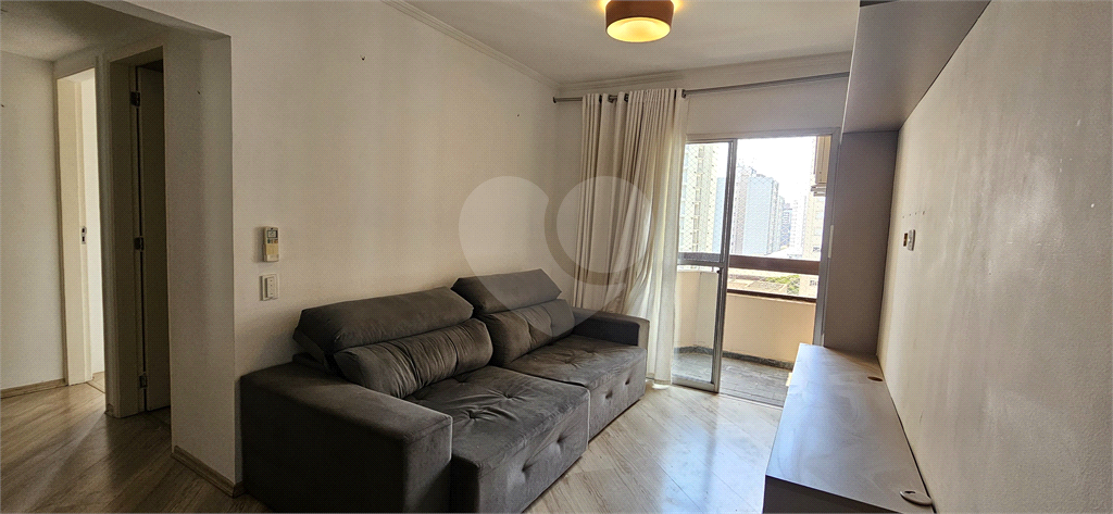 APARTAMENTO em PERDIZES