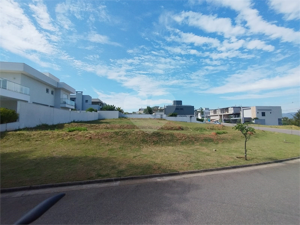 Terreno à venda com 1 quarto, 622m² - Foto 17
