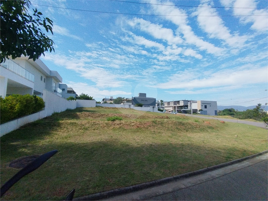 Terreno à venda com 1 quarto, 622m² - Foto 13