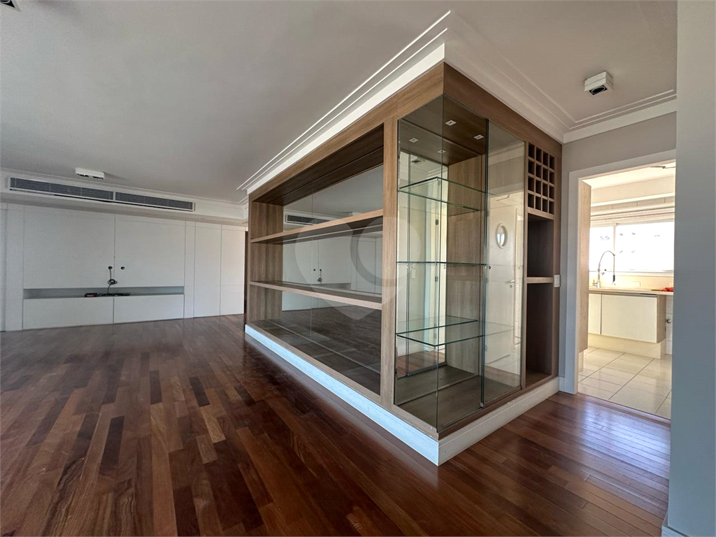 Imóvel de 211m² 3 suítes, varanda gourmet, lazer completo Perdizes.