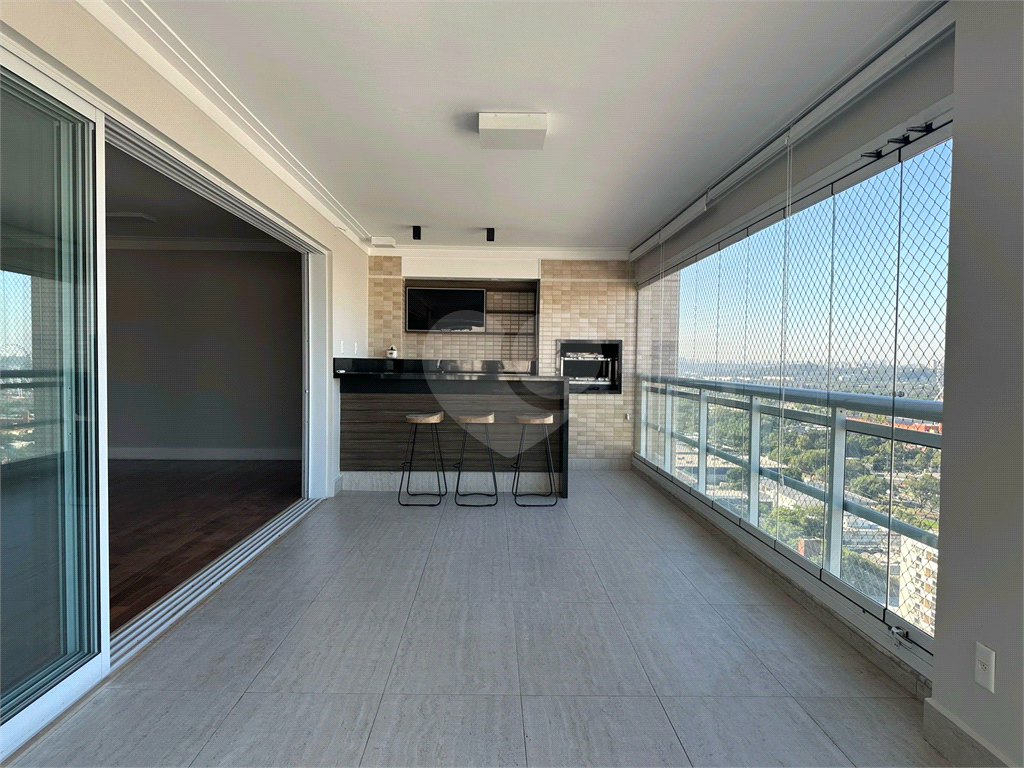 Imóvel de 211m² 3 suítes, varanda gourmet, lazer completo Perdizes.