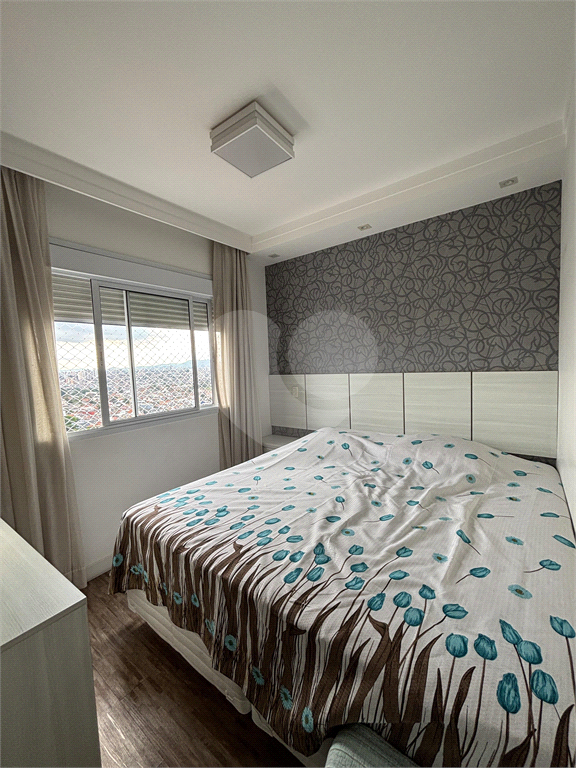 Apartamento andar alto, vista panorâmica da região, ampla varanda gourmet com churrasqueira