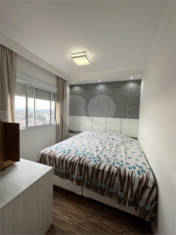 Apartamento andar alto, vista panorâmica da região, ampla varanda gourmet com churrasqueira