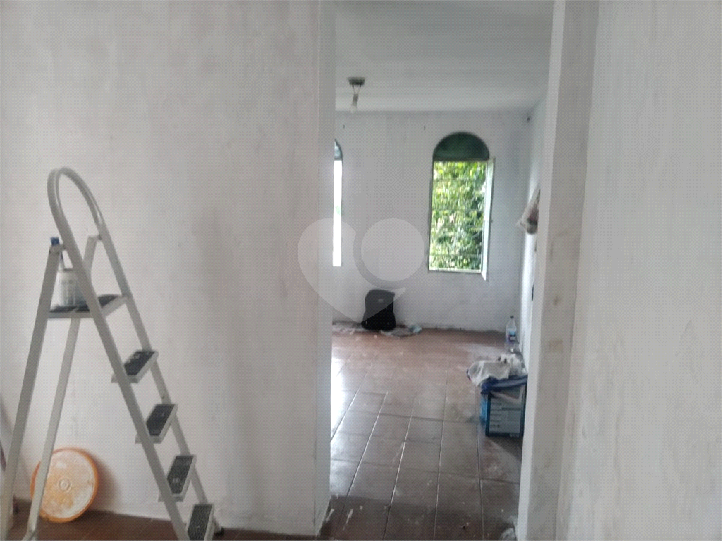 Casa à venda com 3 quartos, 115m² - Foto 12
