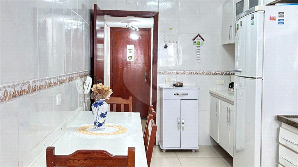 APARTAMENTO À VENDA | 89 M² | 2 DORMITÓRIOS (1 SUÍTE) | 1 VAGA | GUARUJÁ