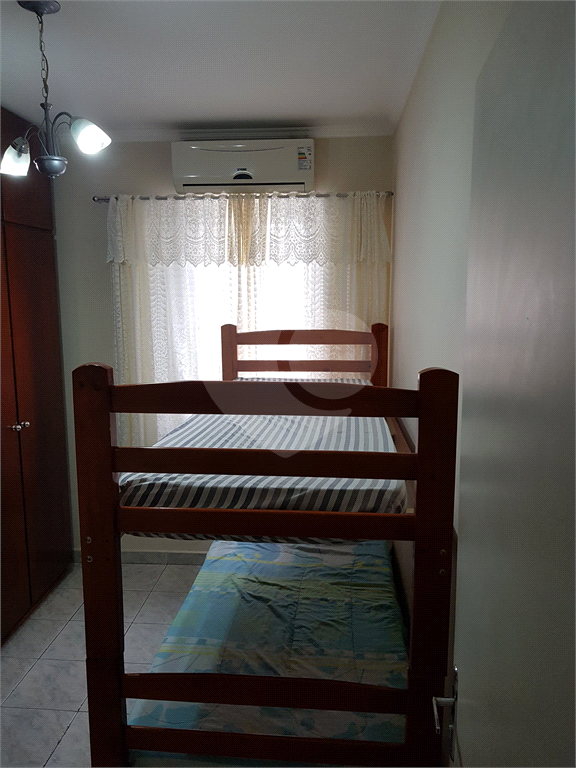 APARTAMENTO em SANTANA