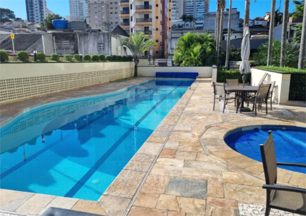 APARTAMENTO em SANTANA