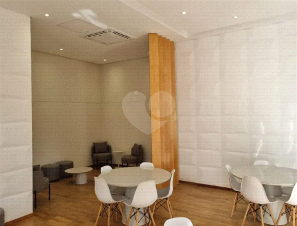 APARTAMENTO em SANTANA