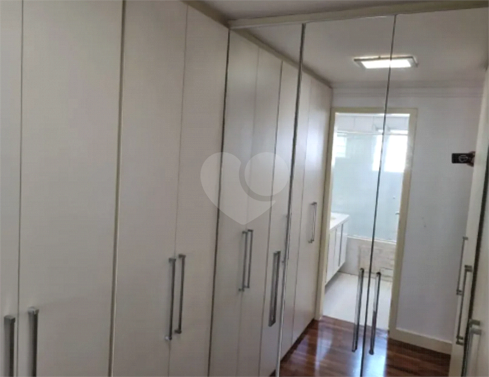 APARTAMENTO em SANTANA